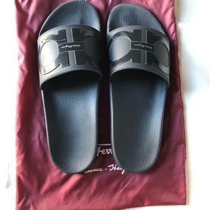 Salvatore Ferragamo Black Rubber Slides - Like New